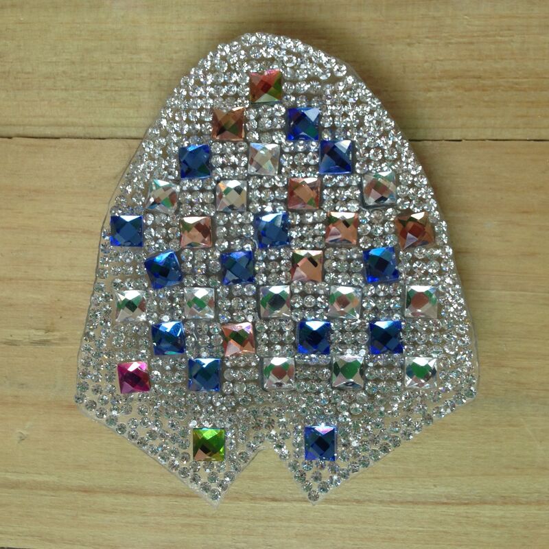 2 Color Rhinestone Shaking Machine 220V Carbon Steel For Garment Industry