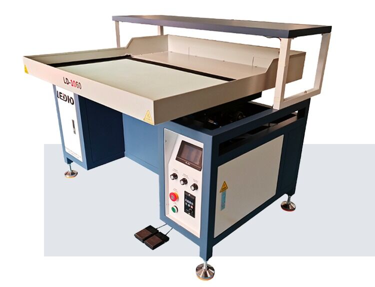 Automatic Stainless Steel Rhinestone Brushing and Shaking Machine with 1200W Power Custom Design Hot Transfer Fix Brush Machine